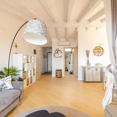 Casa Aleramo 公寓 *